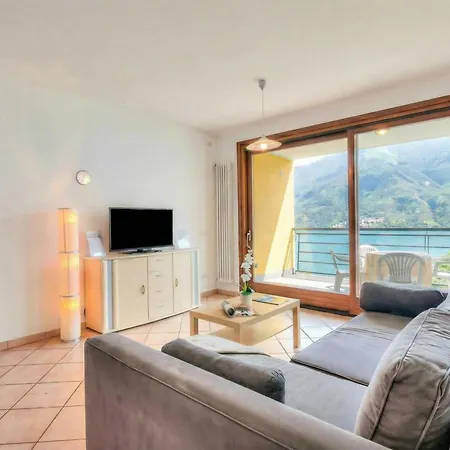 Daire Va Pensiero Sul Lago: Lake Maggiore Stunning View Balcony - Happy Rentals *