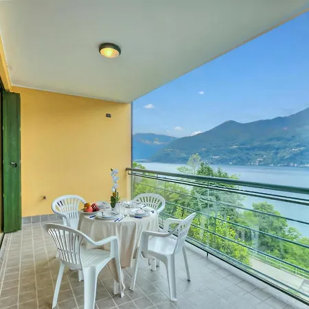Va Pensiero Sul Lago: Lake Maggiore Stunning View Balcony - Happy Rentals Tronzano Lago Maggiore